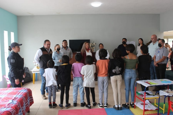 Autoridades trabajan en refugio temporal “Por una Infancia Feliz” en Zapotiltic