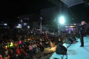 Estela Núñez presente en la Feria Zapotiltic 2023.