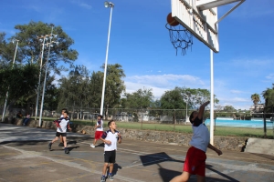 Primer Torneo de “Mini Básquetbol”